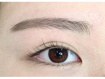 マジー リブロン(Magie le lis branc)/セラム＋アイブロウ