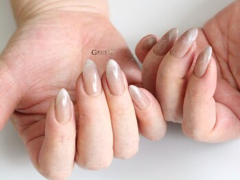 グルス(GRUS)/ワンカラーデザイン