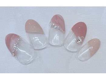 アルセア 上野御徒町店(Alcea)/斜めフレンチ ラメライン