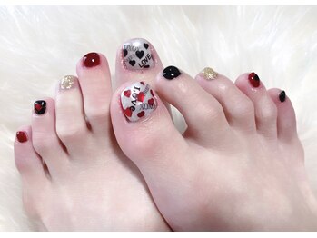 リーヴェ(Riebe)/ハートフットネイル