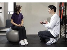 レア(Lea)/お客様の動きをしっかりサポート