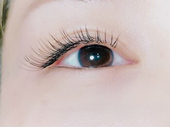 リブレ(LIBLE)/すっぴんの目元にも馴染みやすい