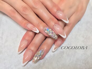 ココロバ ネイルアンドビューティーサロン(COCOLOBA)/Vフレンチ