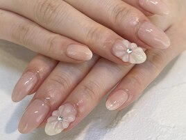 ぷっくりフラワーネイル