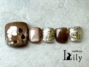 ゴールド/カフェラテ/黒ネイル