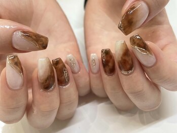 リット バイ セブンルックス 大宮東口店(Lit by 7LOOKS)/90分アート/8000/持ち込み