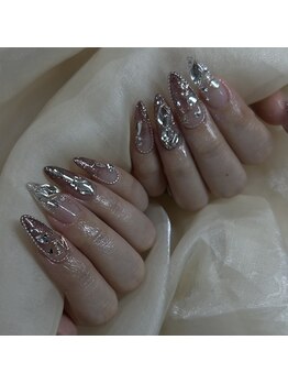 ビジューネイル