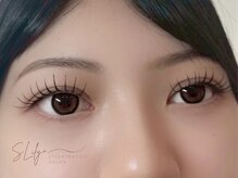 エスリリープラス(SLily+)/【マツエク/フラットラッシュ】