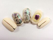 クリスタルネイル ボンベルタ橘店(CRYSTAL NAIL)/押し花ネイル