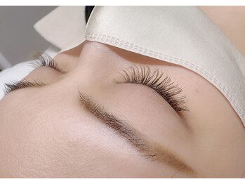 チュティ(Cuti)/カラーエクステデザイン