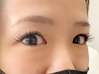 エフ(F...)/マツエク【フラットラッシュ】