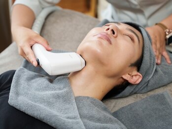 ルキア(LUKIA)の写真/【圧倒的な実力と持続性◎】たるみ・むくみ撃退！プロ施術×高性能マシンで速攻小顔へ。