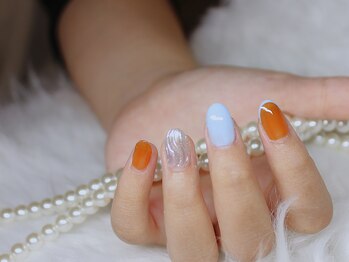 クローネイル ジジ(CLOW NAIL -zizi-)/(ジェル)ショートネイル