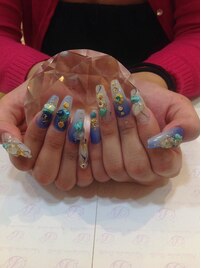 さざれ石で夏ネイル