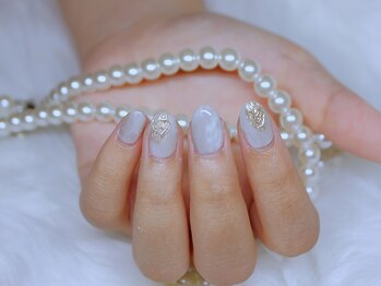 クローネイル ジジ(CLOW NAIL -zizi-)/(ジェル)ショートネイル