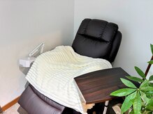 クレールネイル 郡山(Clair nail)の雰囲気(フットの方はリクライニングチェアで施術いたします!)