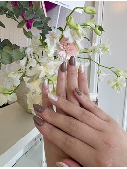 ミッシュネイル(mish nail)/カラーで楽しみ♪シンプルネイル