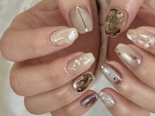 タスメット(+met)の雰囲気(トレンドデザインのアートに、ちょっぴり個性を詰め込んで、、♪)