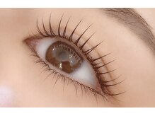 メテ(mete)の雰囲気(根元からパッチリ♪目元を美しく見せるまつげパーマ上下)