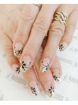 ネイリシャス(NAILICIOUS)/上品シンプルなフラワー♪