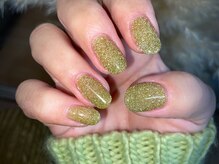 アミュリー ネイル アトリエ(Amury nail atelier)/ピスタチオ くすみカラー ラメ