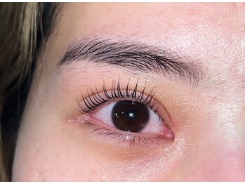 プラスアイ 銀座中央通り店/パリジェンヌ　担当：森田