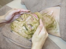 マイリー(Miley)の雰囲気（高純度高濃度調合式ハーブピーリングは棘量等を完全オーダー可能）