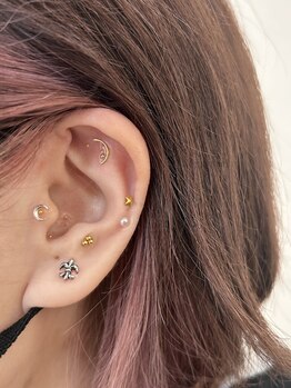 アロ(alo.)/耳つぼジュエリー