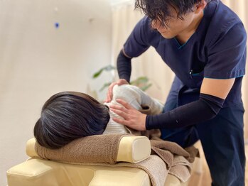 愛宕橋駅東口接骨院/肩甲骨はがしで肩こりスッキリ☆