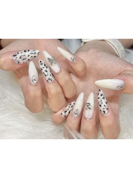 シンプル系（オフィス・日常）が得意