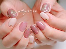 ネイルトップエクル(nail top E CRU)/