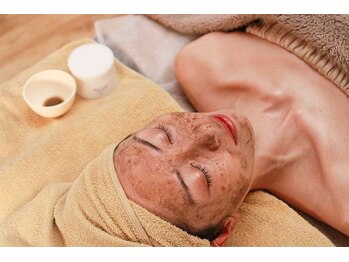 マインドプラス(mind plus)/肌質改善ハーブピーリング