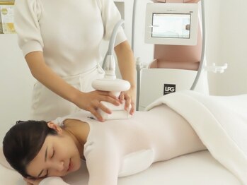 エヌ 白金台(enu)の写真/《最新美容機器エンダモロジー》硬くなった脂肪にアプローチしボディラインのケア・シェイプアップ◎