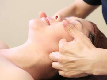 美アンド健康ハウス(HOUSE)/《施術3》