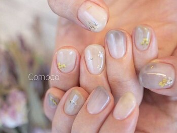 ネイル アトリエ コモード(nail atelier Comodo)/ニュアンスネイル [絵本の花]