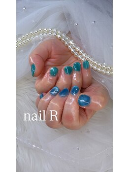 ネイルアール(nail R)/夏カラーのマグネットネイル♪