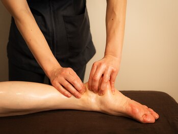 フウ(Fuu)の写真/【メンズにも大人気！】肩こり・ヘッドスパが大好評の完全個室サロン　覚王山/リンパマッサージ/本山