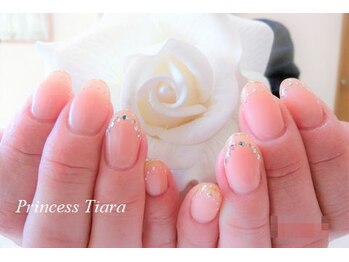 グランチュール(Grantulle)/スタッズネイル