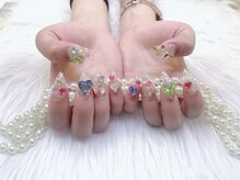 クイーンネイル 新宿(Queen nail)/長さ出し　ゴリゴリ付け放題