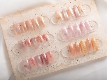 ニコネイル(Nico nail)の写真/《歴16年で実現する高技術スピード施術》オーナーも1児の母☆だからこそ寄り添える主婦に嬉しい時短ネイル