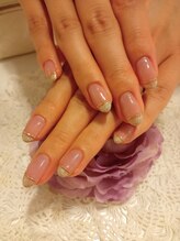 ネイル アンド ボディ ローサ(ROSA)/ラメフレンチ＋ミラーライン