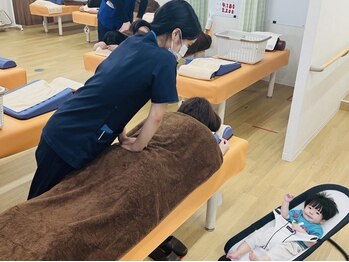 緑井あさひ接骨院の写真/【お子さま同伴OK 】お手頃価格で本格的な施術をご提供！お得なクーポン多数ご用意しております♪