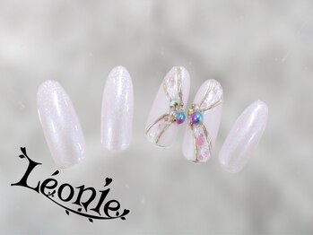 レオニー(Leonie)/オーロラレースネイル