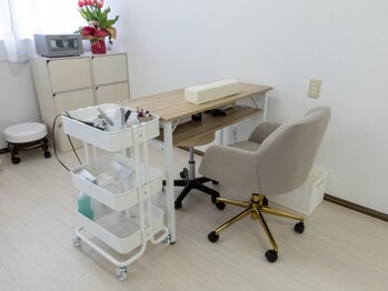 エミュ(emu)/サロン内装