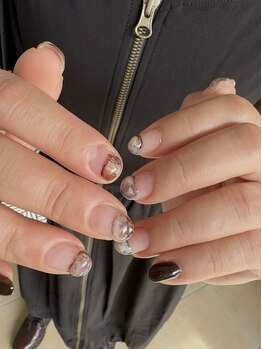 ニニ(nini)/9.10月限定デザイン