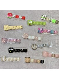 手書きアート多数有フットネイル
