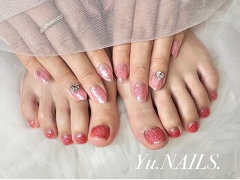 ユーネイルズ 恵比寿(Yu.NAILS.)の写真/毎回オフ無料☆持込みもOK◎[フットバス&ケア付き♪ハンド&フットジェル¥19000/フットデザイン90分¥10000]