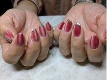 　11月のおすすめ　マグネットネイル　　ホログラムフレンチ