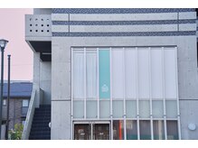 美人バスト 岡崎店/横から見たサロンの外観♪