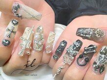 イル 神戸店/埋め尽くしネイル×メタルパーツ